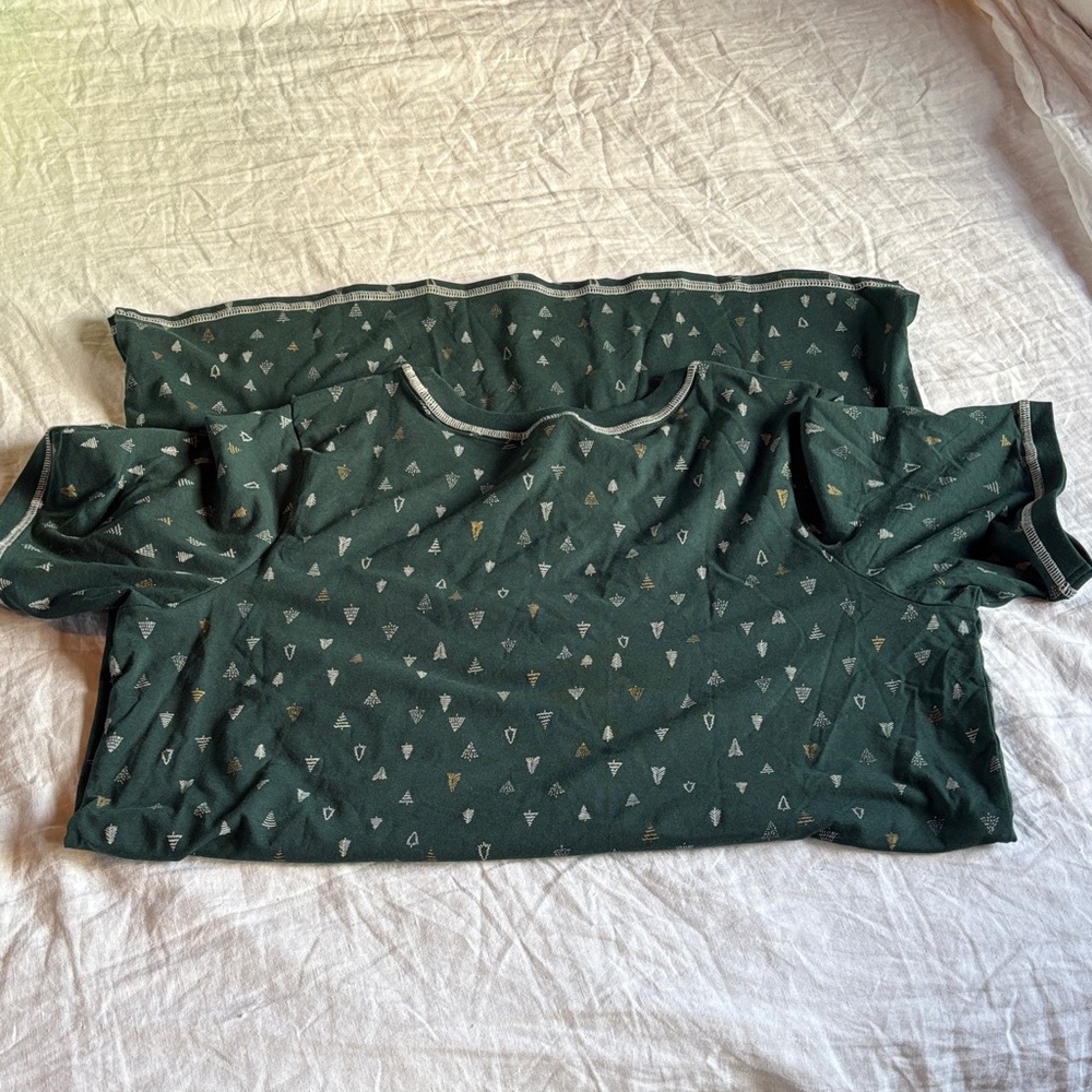 Denver Hayes Dark Green Loungewear - Picture 4 of 4